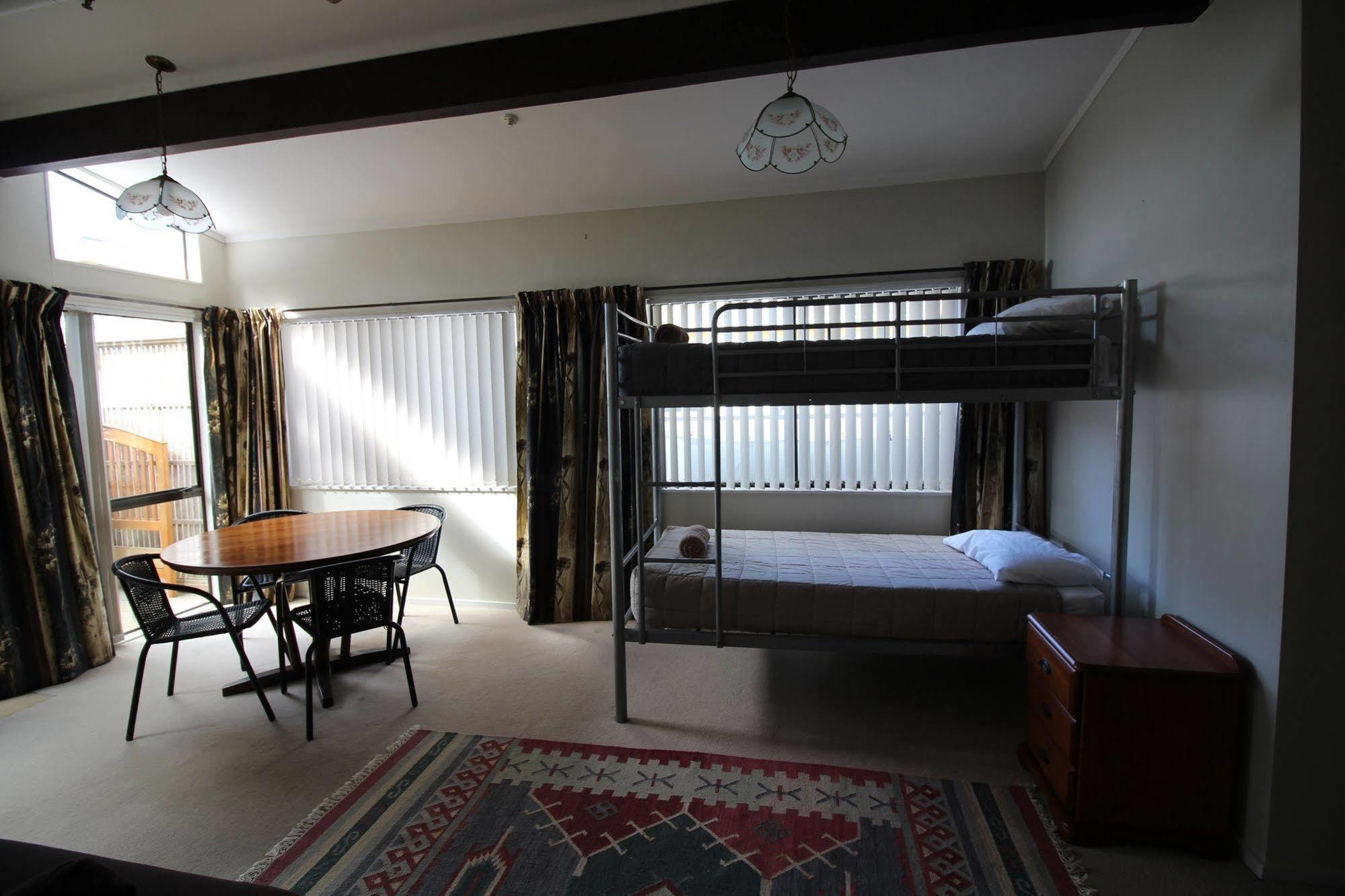 Yha Sunflower Lodge New Plymouth Zewnętrze zdjęcie