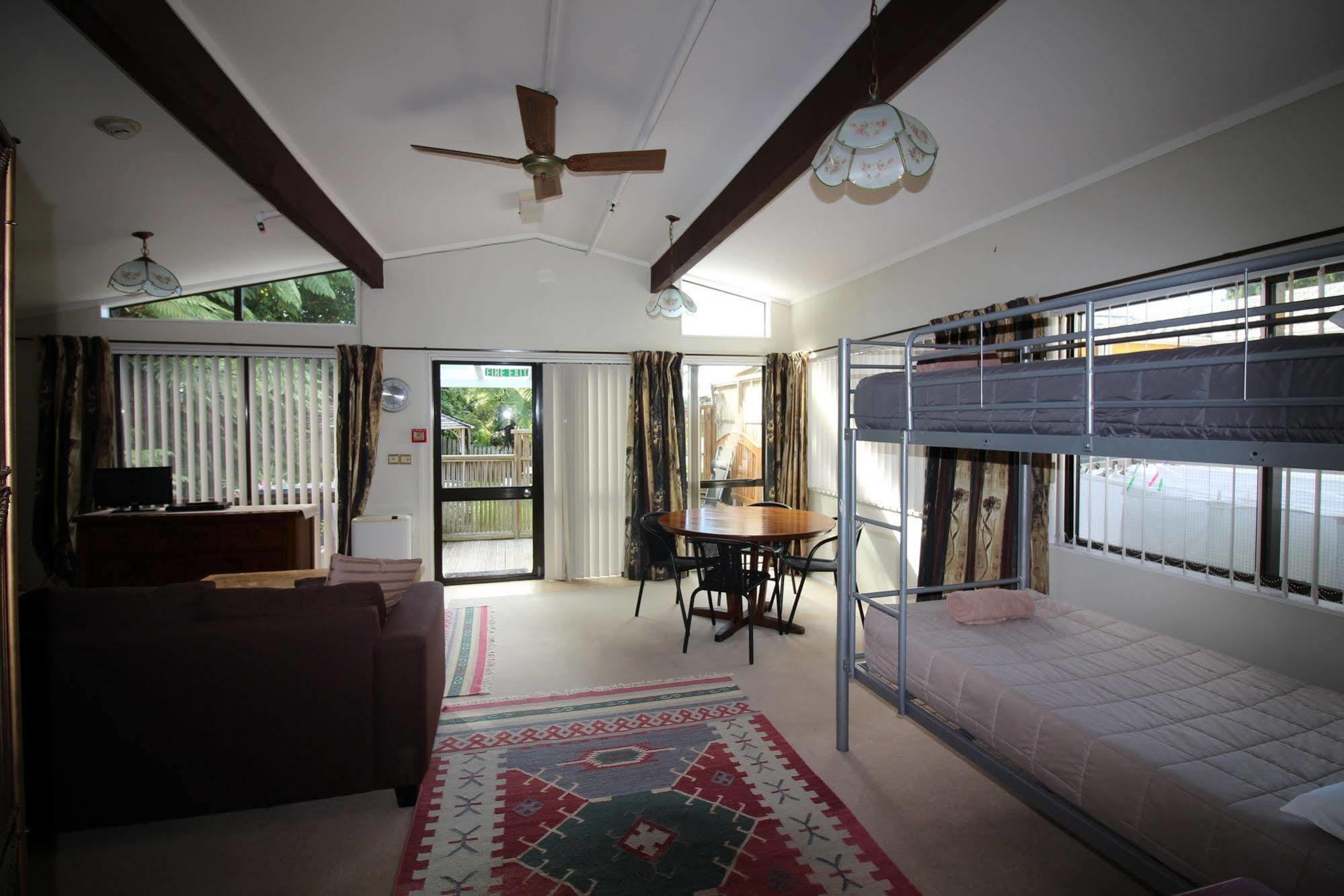 Yha Sunflower Lodge New Plymouth Zewnętrze zdjęcie