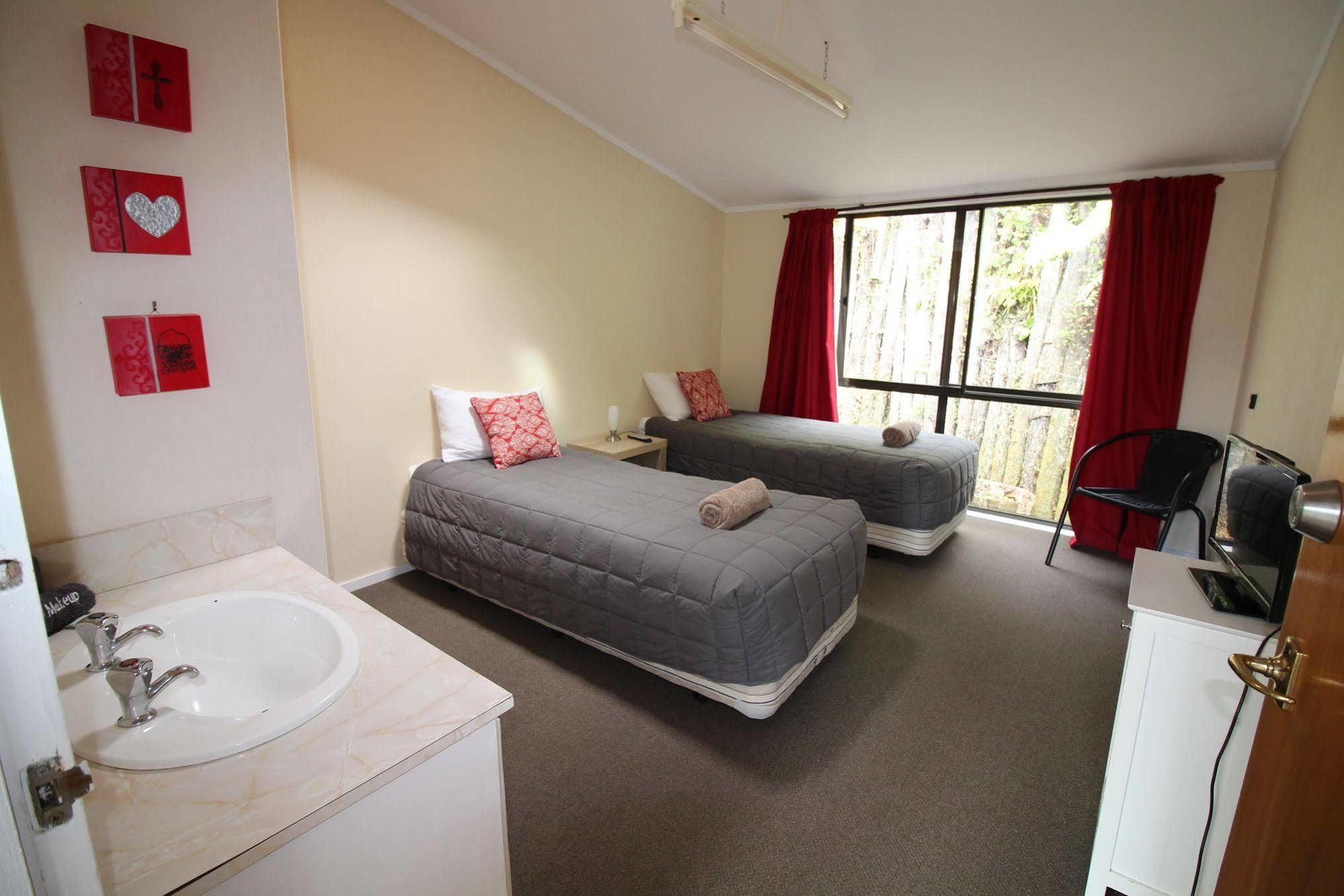 Yha Sunflower Lodge New Plymouth Zewnętrze zdjęcie